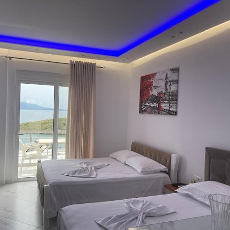Villa Eden Breeze Саранде Екстериор снимка
