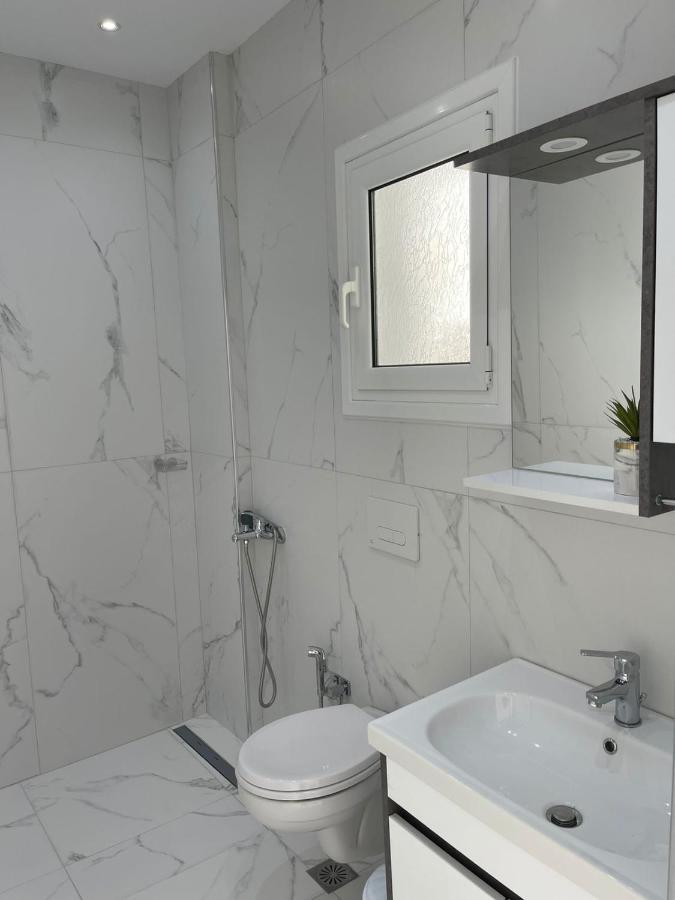 Villa Eden Breeze Саранде Екстериор снимка