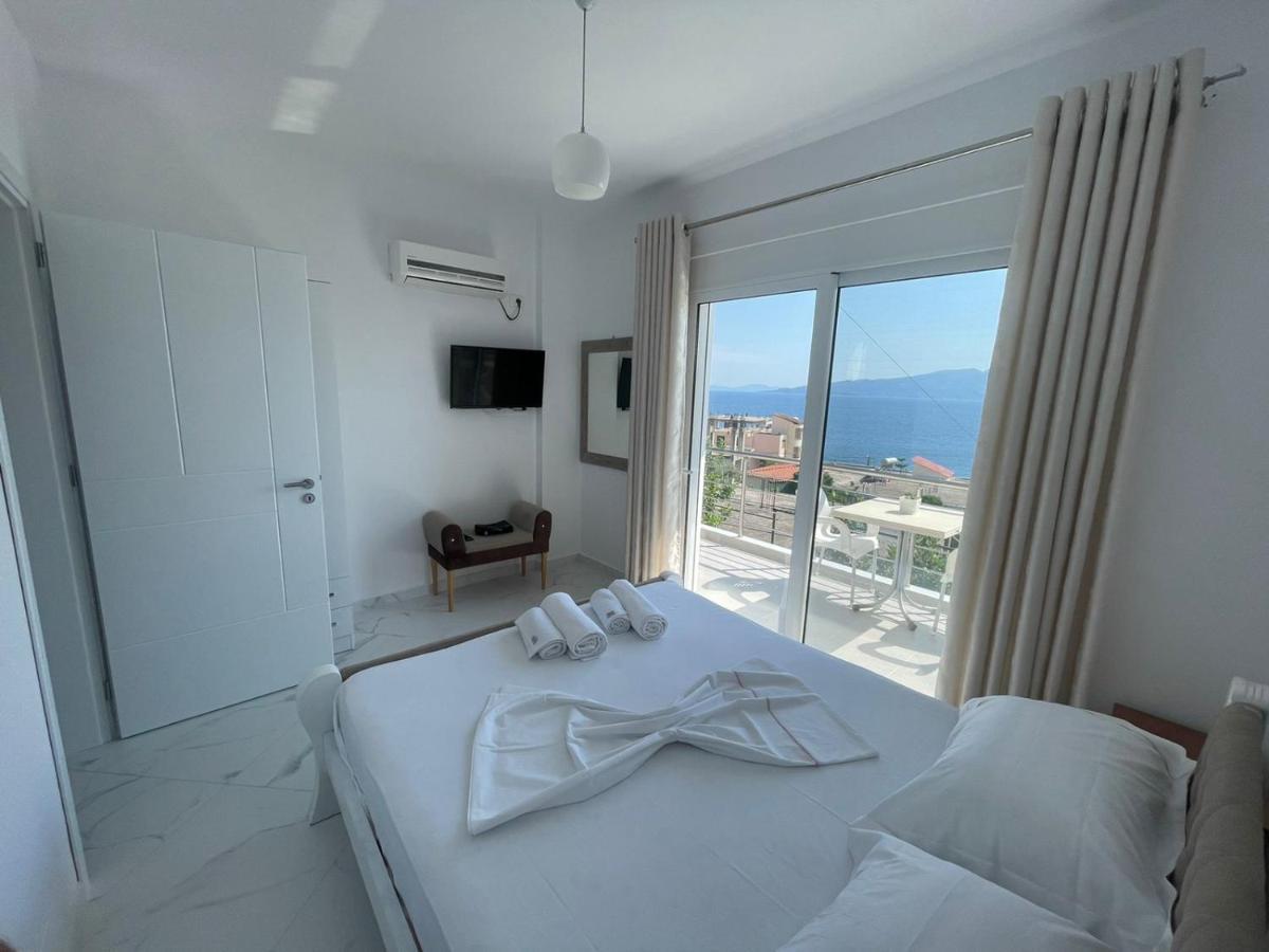 Villa Eden Breeze Саранде Екстериор снимка